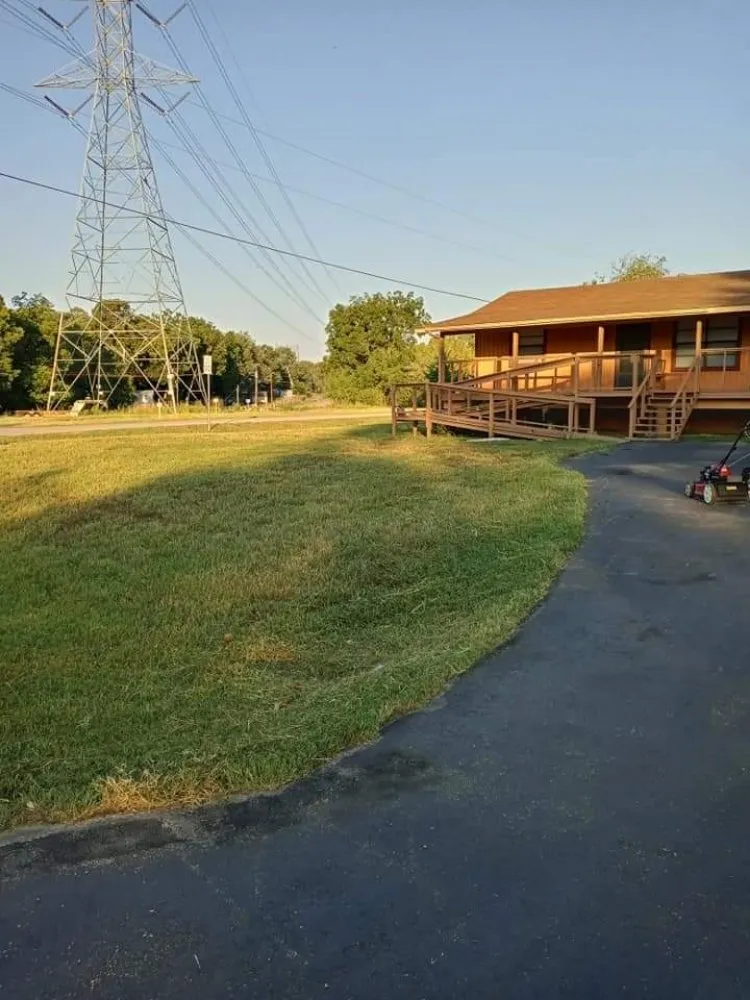 Expert yard cleanup service in Canyon Lake, TX - My Brother's Lawn Service