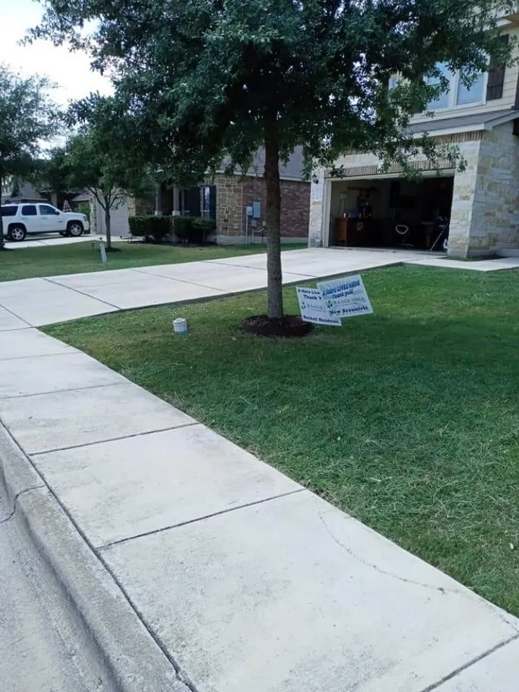 Professional yard maintenance in Canyon Lake, TX - My Brother's Lawn Service