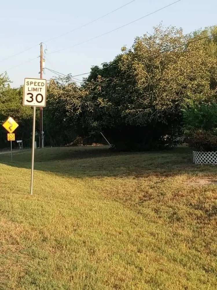Custom yard cleanup service in Canyon Lake, TX - My Brother's Lawn Service