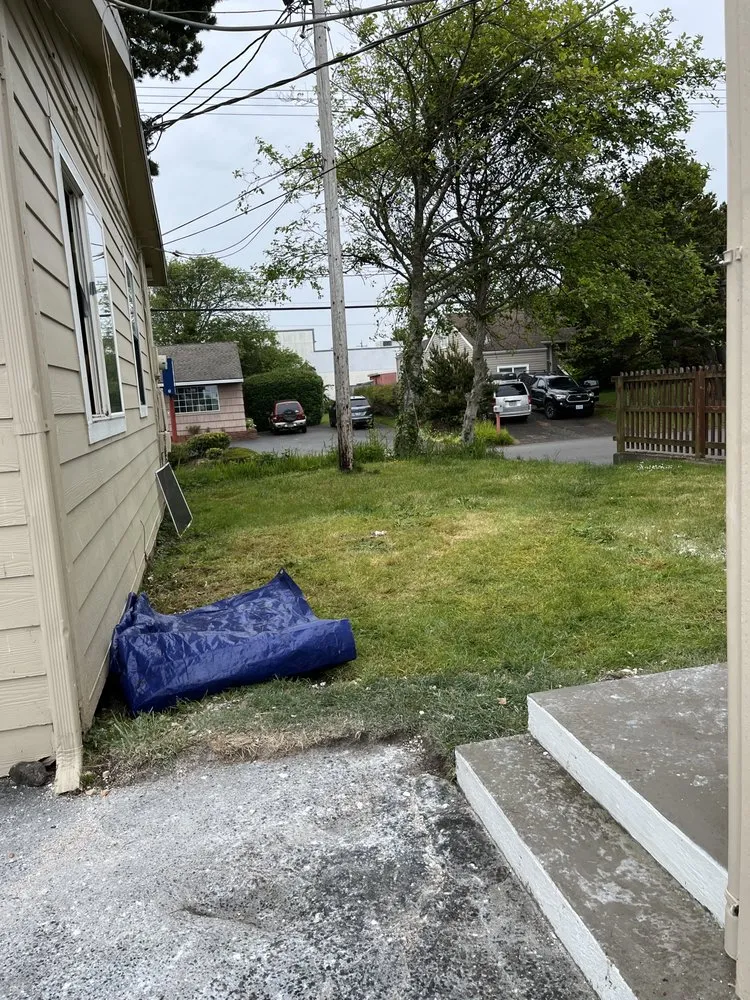 Professional lawn care service in Newport, OR - My Friend Benito Garcia Services