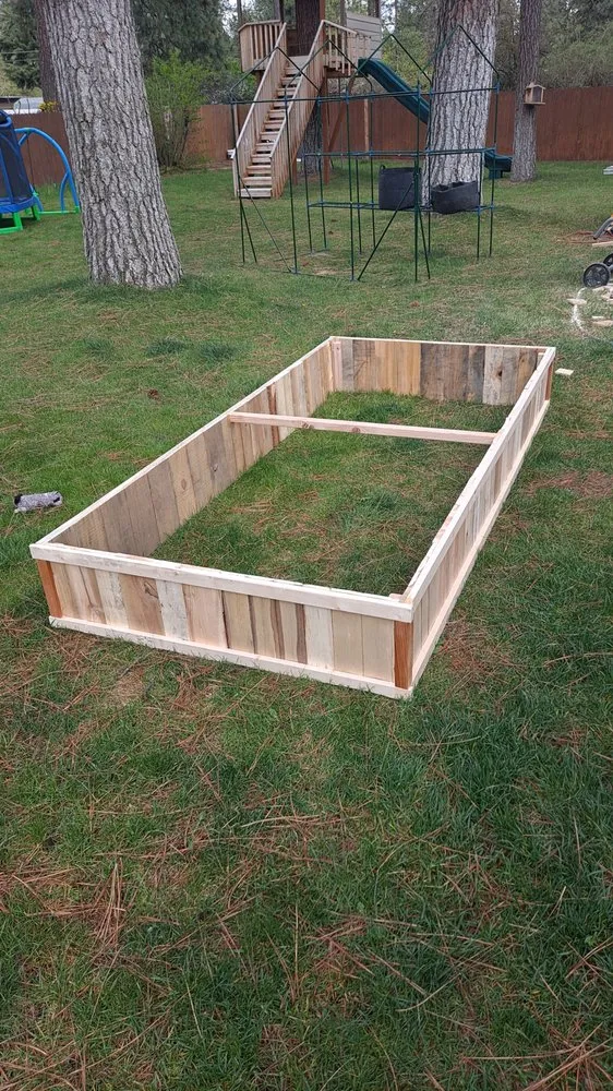 Affordable yard cleanup service near you in Spokane Valley, WA by My Guy Ty