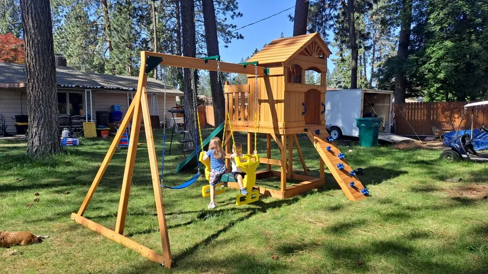 Custom yard cleanup service in Spokane Valley, WA by My Guy Ty