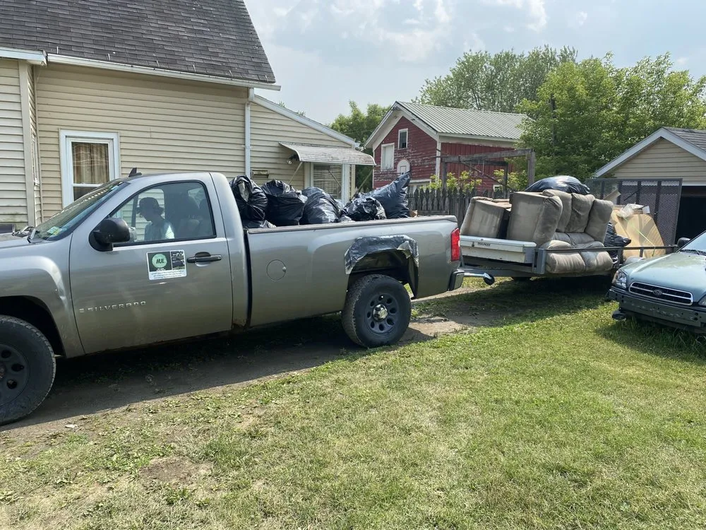 Top-rated lawn mowing service in Windsor, NY - My Junk Lovin Truck