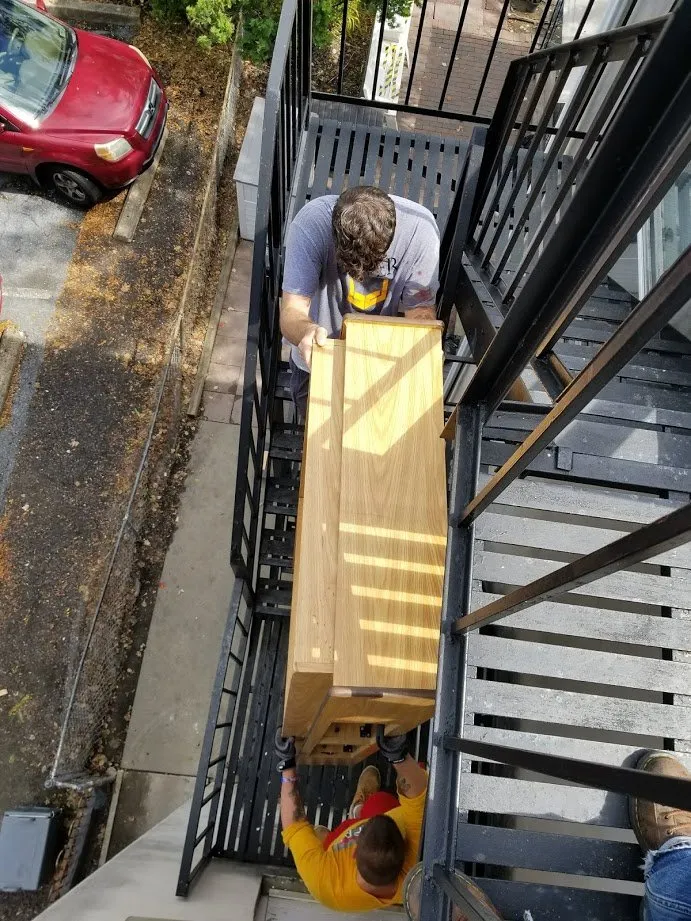 Affordable lawn care service experts serving Lancaster, PA - My Labor & Moving