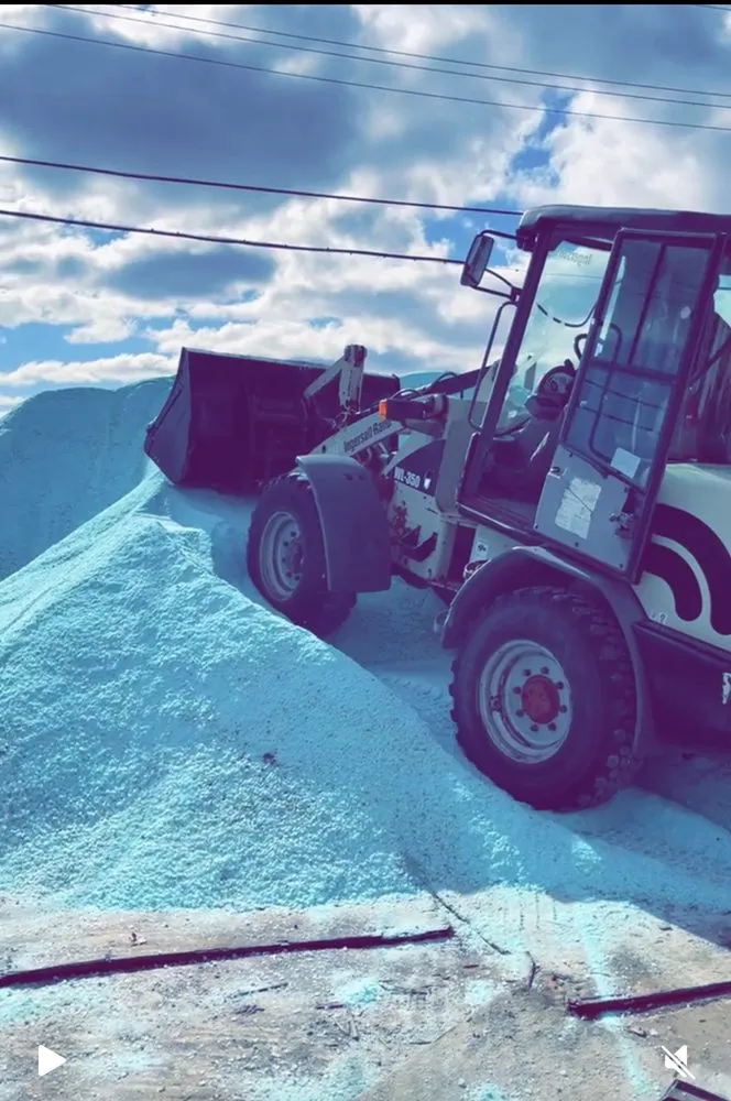 Affordable residential landscaping in Troy, MI by My Michigan Landscaper