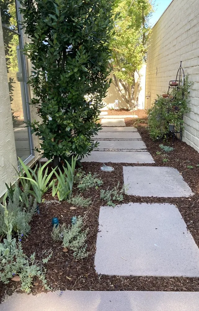 Trusted lawn mowing service for homes across Palmdale, CA - My Mulch