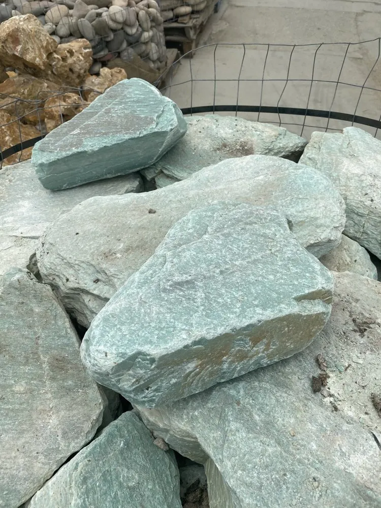 Reliable lawn care service with custom design across Palmdale, CA - My Mulch