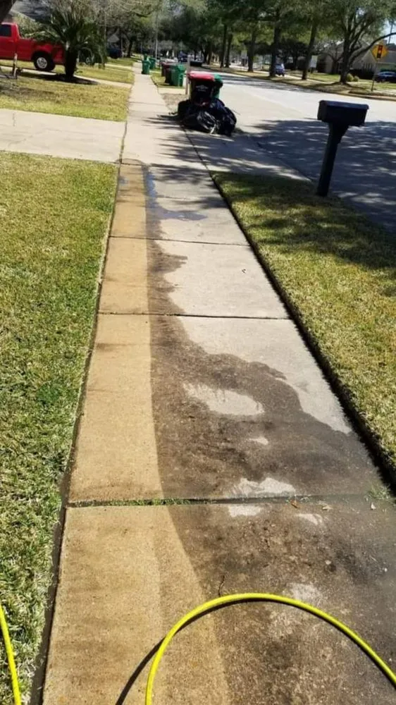 Affordable landscape design for homes across Katy, TX - My Personal Touch Cleaning Services