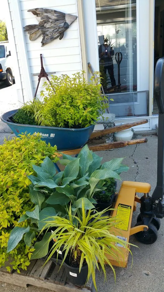 Custom residential landscaping experts serving Dundee, IL - My Secret Garden Landscaping