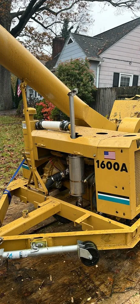 Affordable lawn care service in Windham, CT - My Three Rose Facility Management