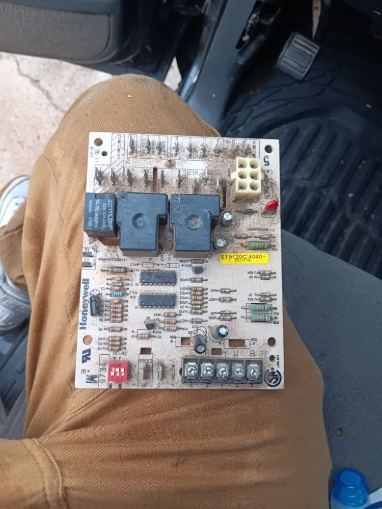 Local yard cleanup service in Baton Rouge, LA by Mya C Hvac Services