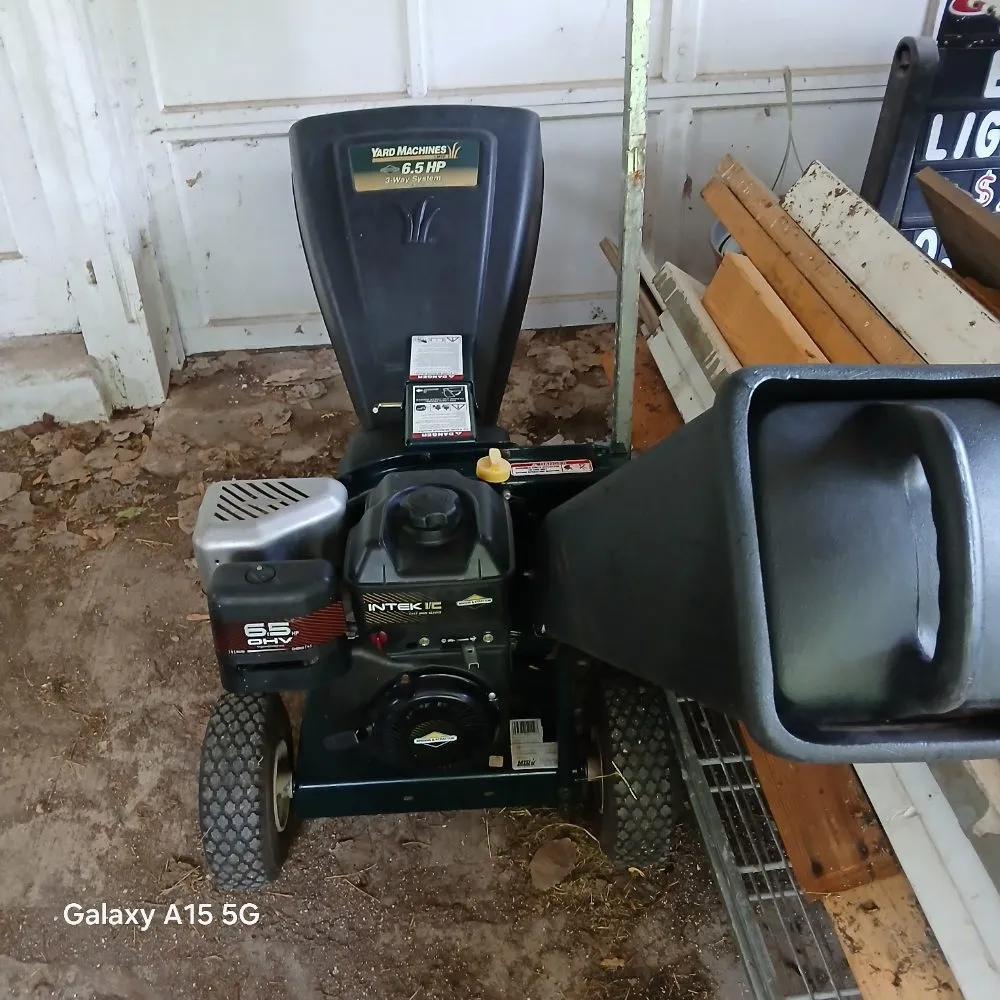 Local yard maintenance experts serving Decatur, IL - Myco yard maintenance power washing @MORE