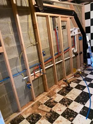 Myers Construction Logo