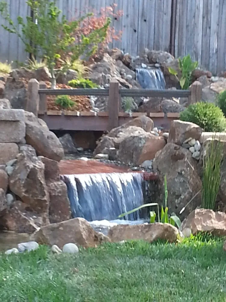 Expert landscaping services experts serving El Dorado Hills, CA - Myers Landscape