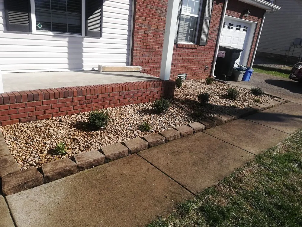 Expert yard maintenance in Clarksville, TN - Myers Landscaping