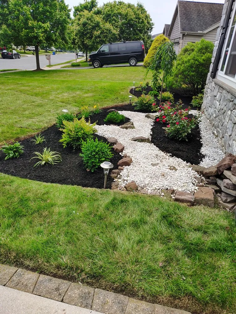 Professional outdoor landscaping experts serving York, PA - Myers Lawn & Landscape