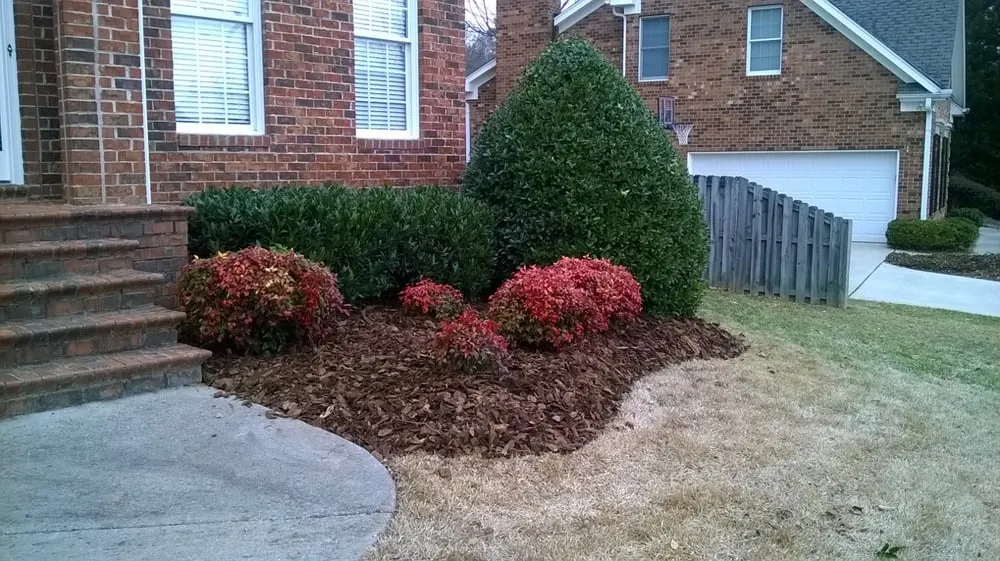 Custom outdoor landscaping in Winston-Salem, NC - myEZmow