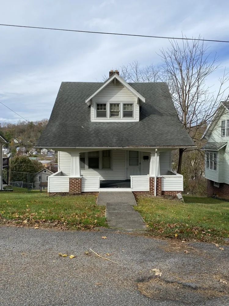 Expert landscaping services in Bluefield, WV by Myloh’s Mowing & More