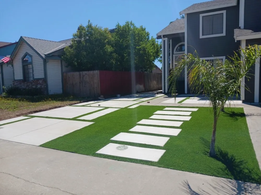 Custom outdoor landscaping in Rancho Cordova, CA - mynor's Landscape Construction