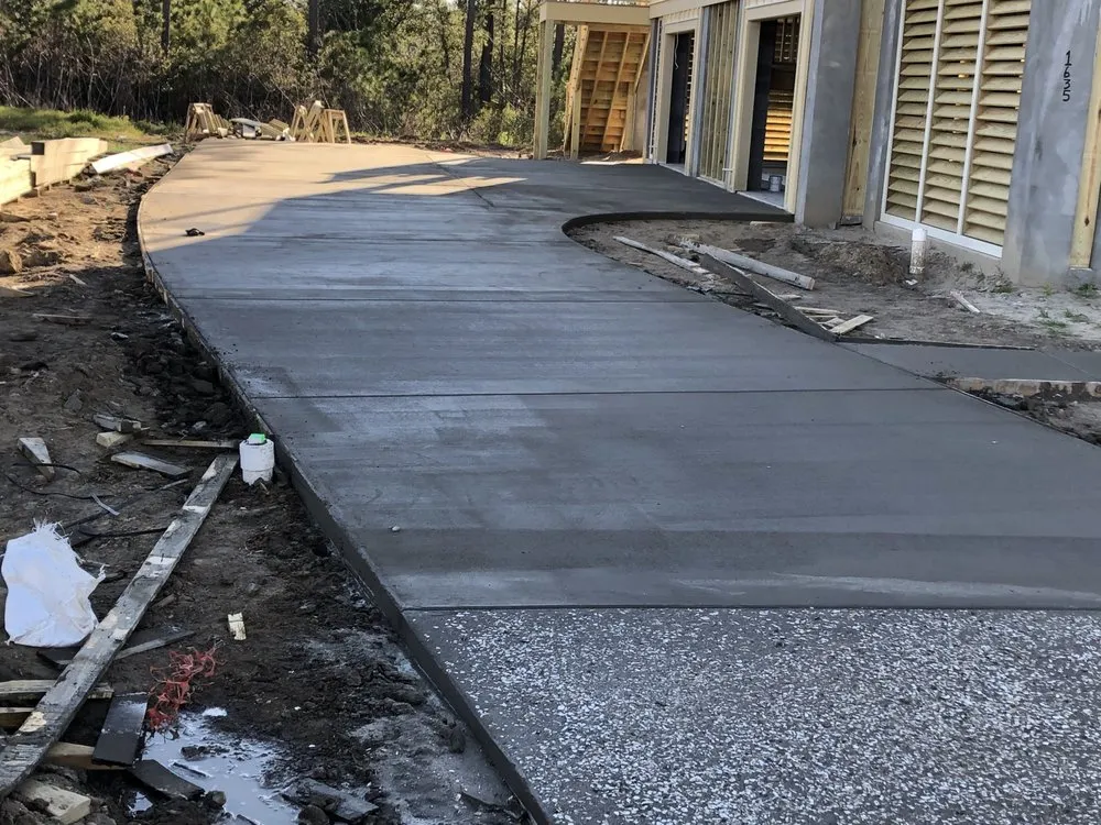 Reliable lawn care service experts serving Charleston, SC - Myrtle Concrete Services