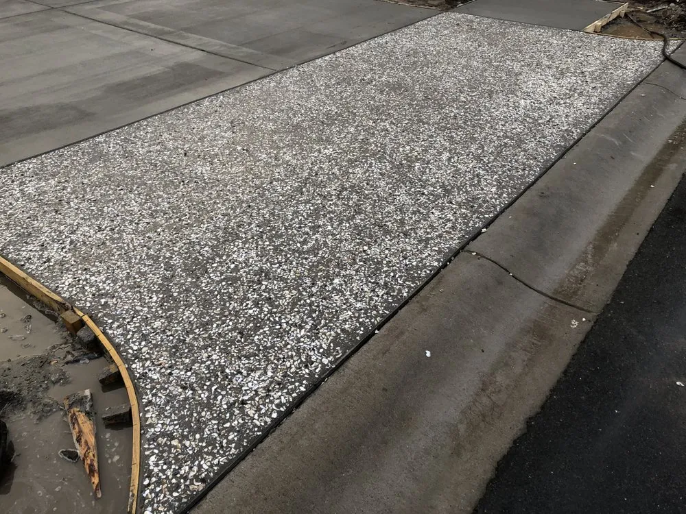 Reliable yard maintenance in Charleston, SC by Myrtle Concrete Services