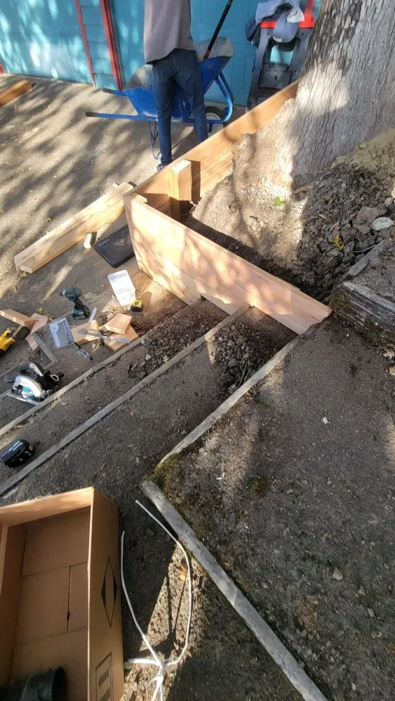 Local lawn mowing service near you in Eugene, OR by Mystic Landscaping