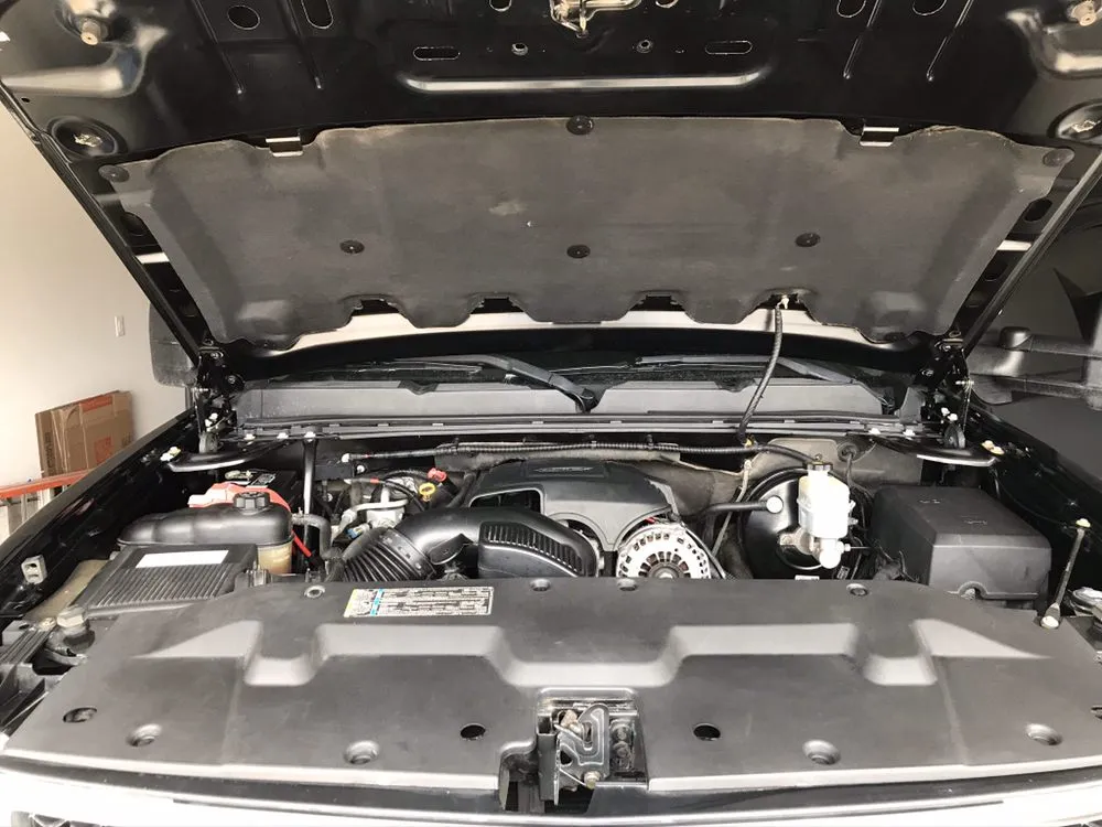 Custom yard cleanup service experts serving Dyer, IN - M&Z Services