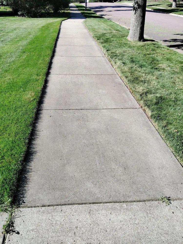 Local residential landscaping in Sioux Falls, SD by MZL Lawncare