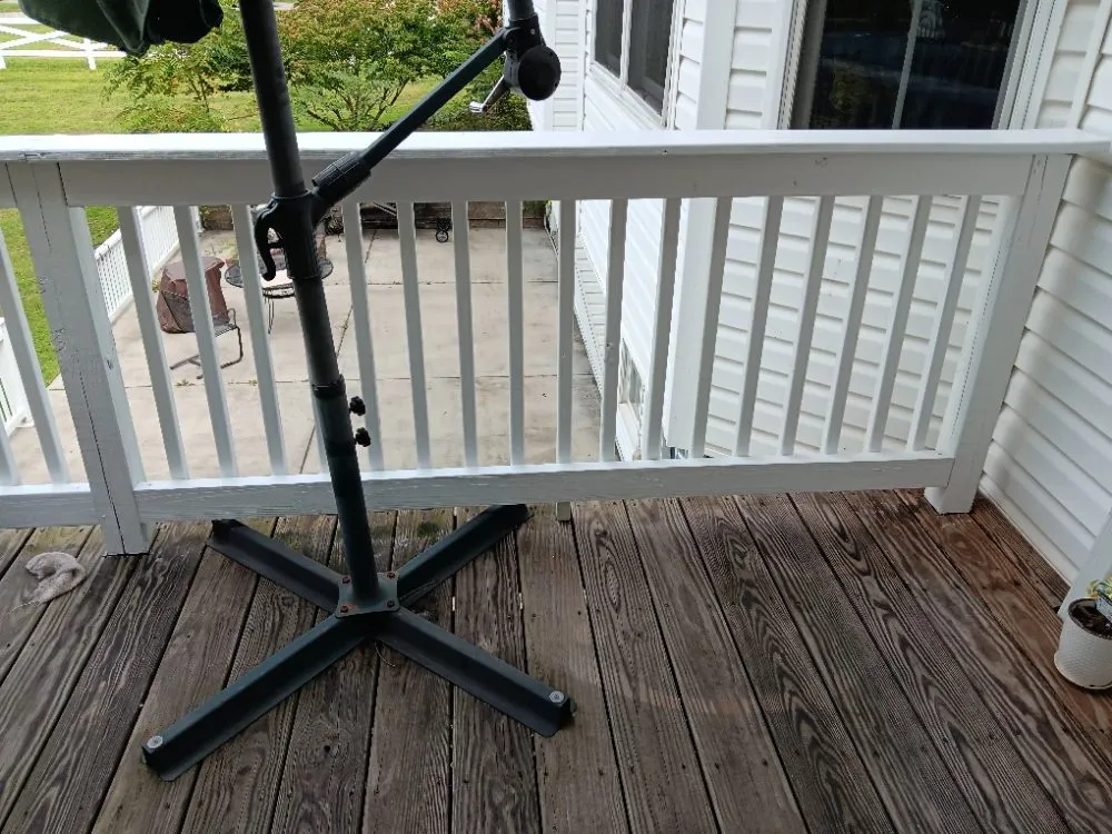 Professional residential landscaping in Hermitage, PA by N & D Lawn Maintenance