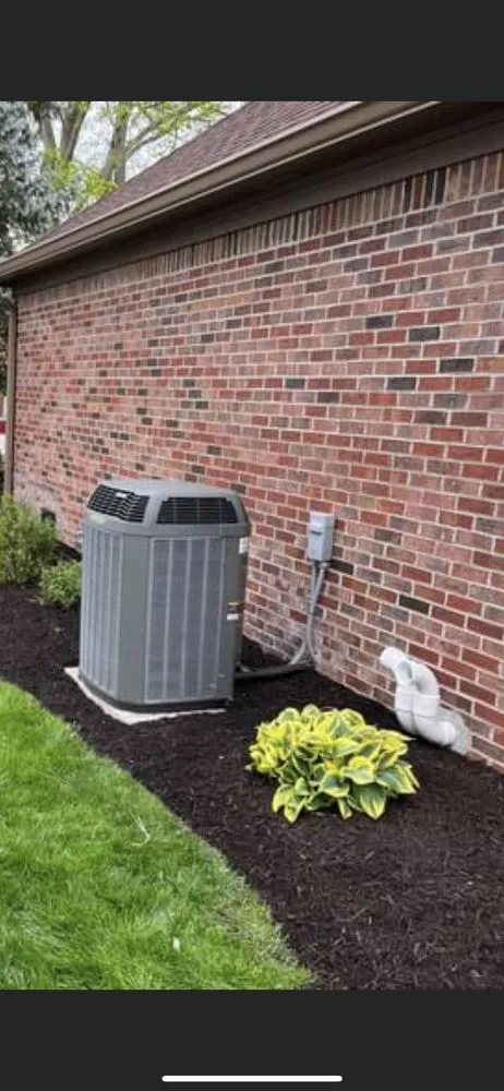 Custom yard maintenance in McCordsville, IN by N & E Outdoor Services
