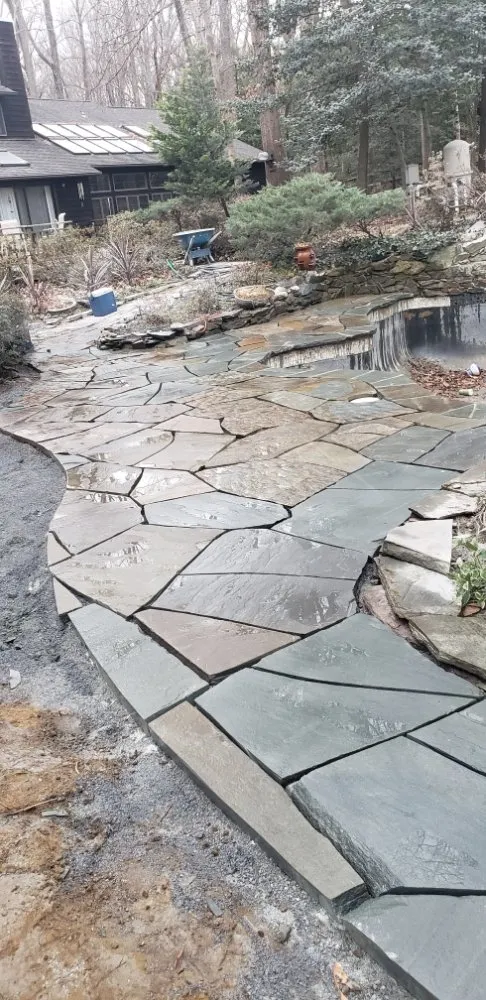 Expert lawn mowing service experts serving Annapolis, MD - N & J Landscaping And Pools Maintenance