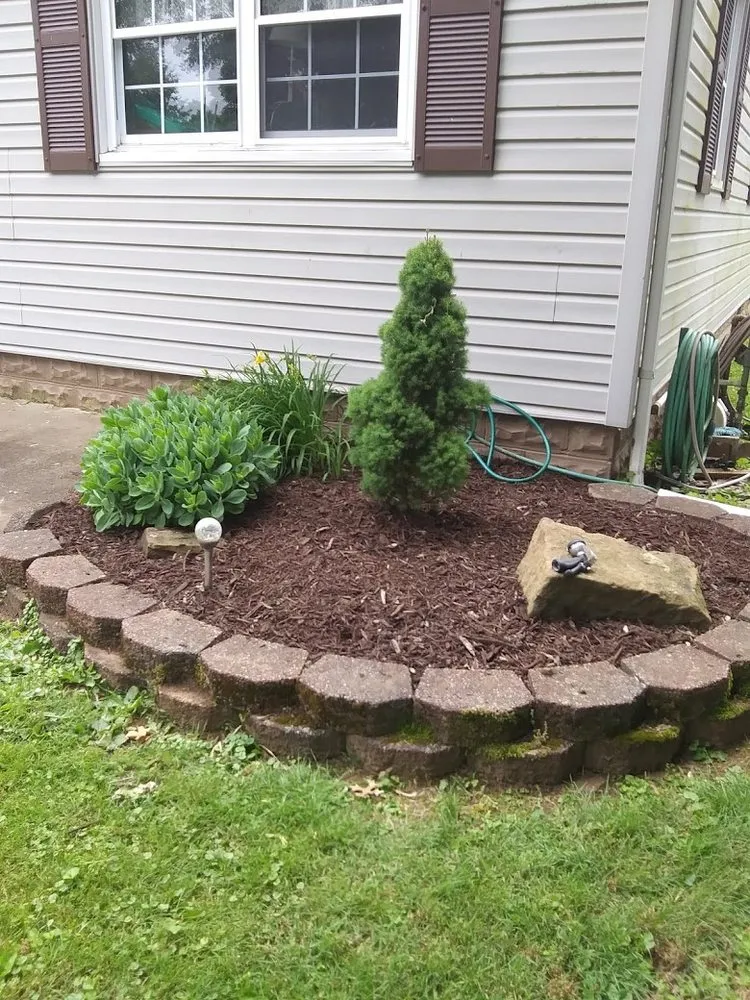 Custom landscape installation in Newcomerstown, OH - N and J Lawn Care