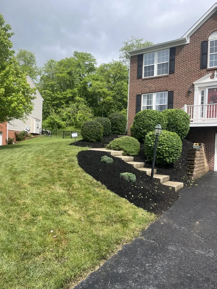 Local landscaping services in Natrona Heights, PA by N. Biagi Landscaping
