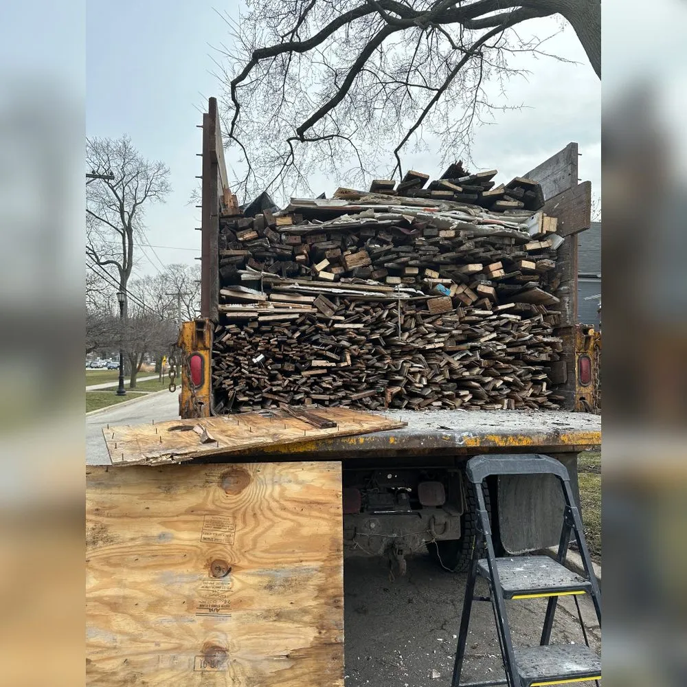 Custom lawn care service experts serving Chicago, IL - N E Job