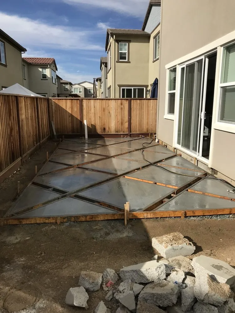 Professional yard cleanup service experts serving Hollister, CA - N Ramirez Landscaping