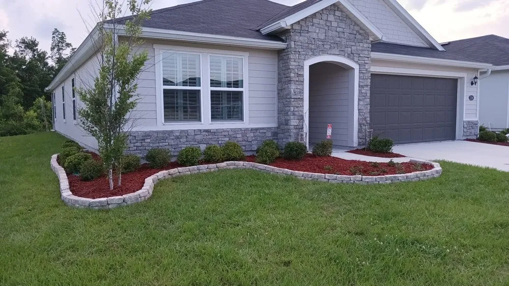 Custom yard maintenance experts serving Jacksonville, FL - N-Season Lawn Maintenance & Landscaping
