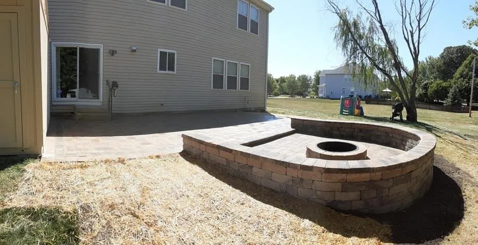 Local yard maintenance in Sandwich, IL - Nachos Lawn Care