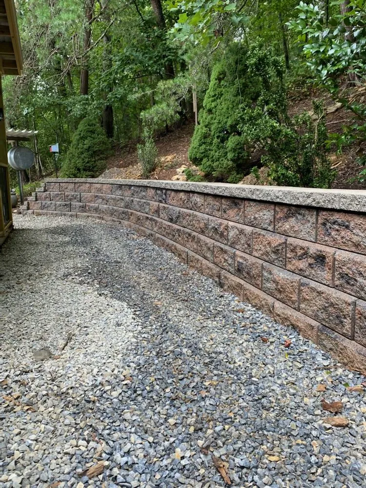 Top-rated yard cleanup service in Roanoke, VA by Nackley's Landscaping