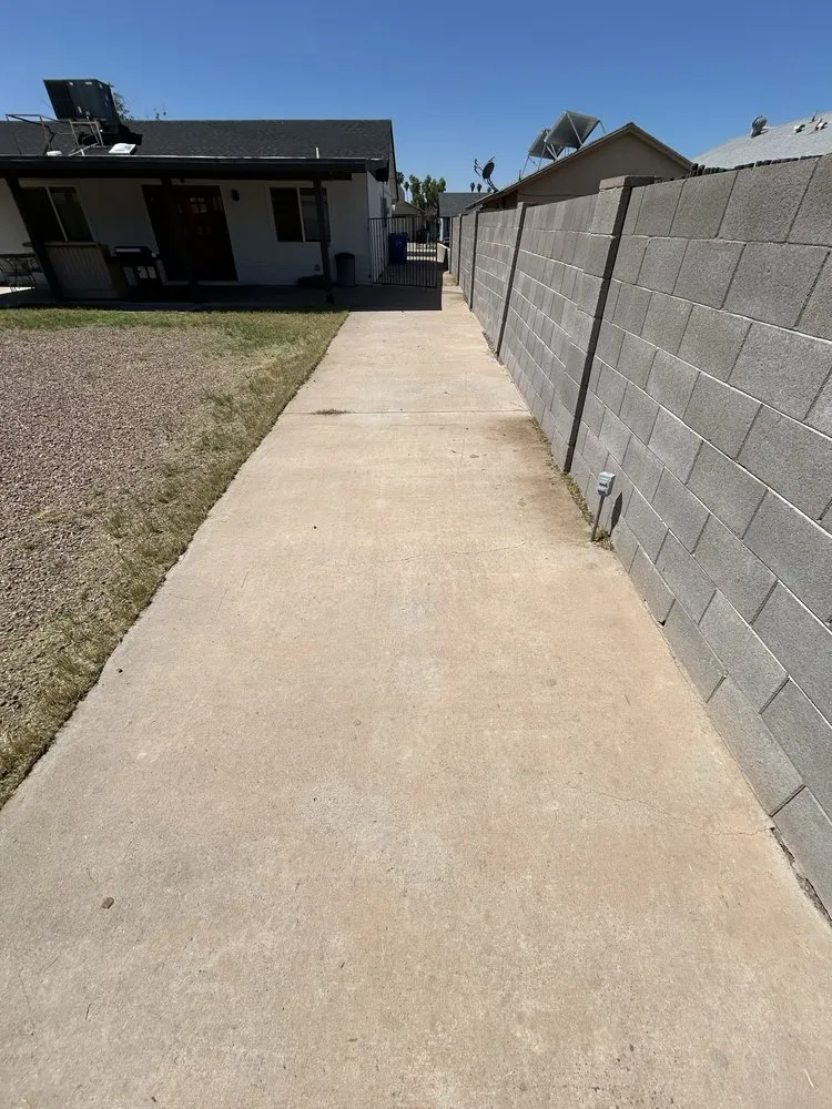 Top-rated yard cleanup service for outdoor upgrades in Phoenix, AZ by Najera Landscaping Services Residential & Commerical