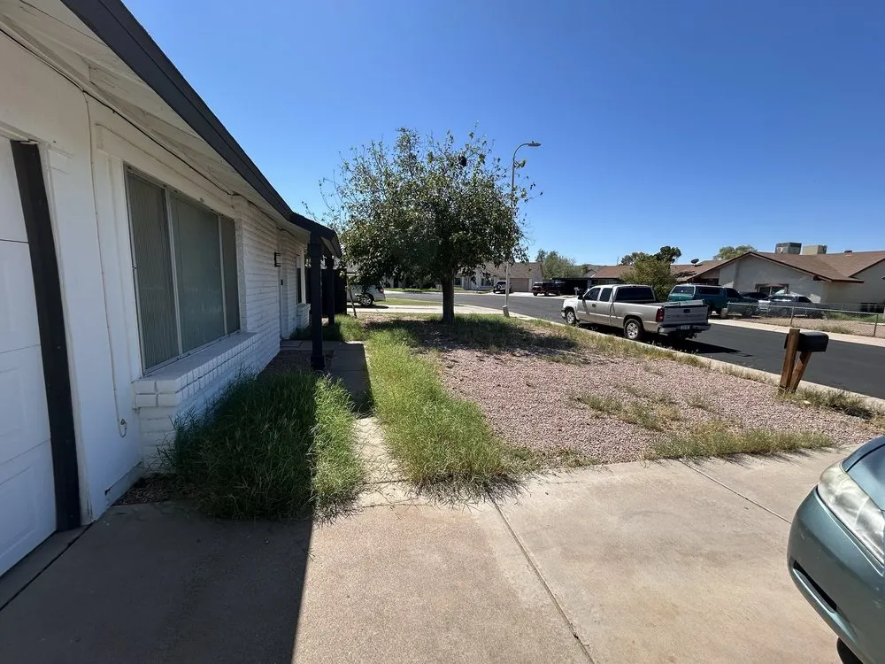 Custom lawn care service in Phoenix, AZ - Najera Landscaping Services Residential & Commerical