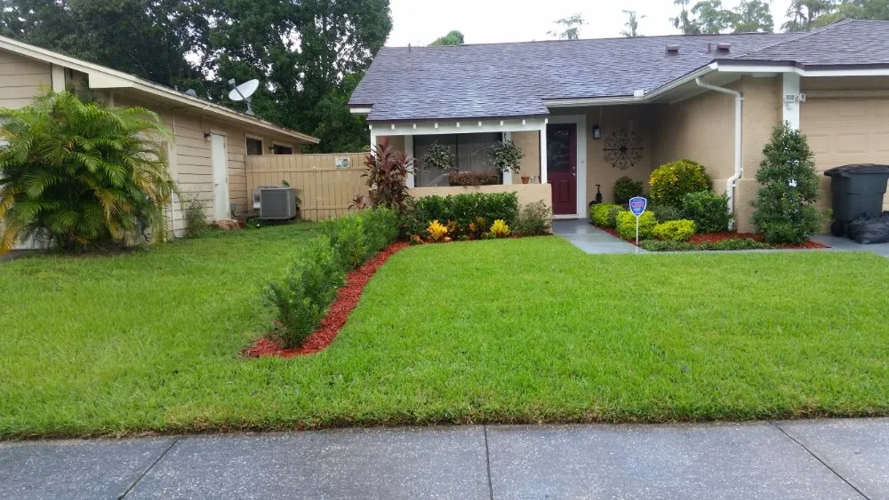 Professional garden landscaping experts serving Kissimmee, FL - Nales Lawn Care