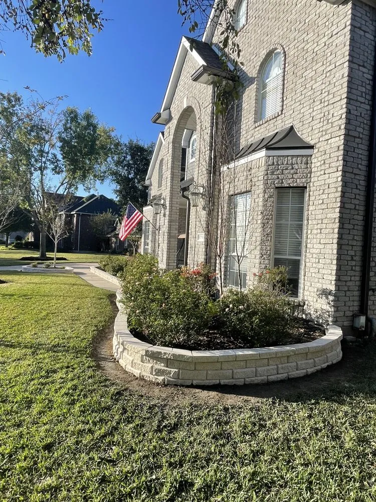 Reliable outdoor landscaping experts serving Katy, TX - Nalesnik's Landscaping