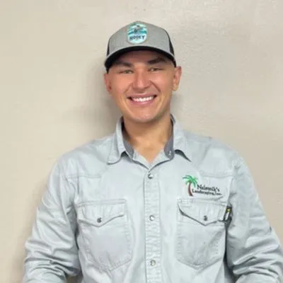 Nalesnik's Landscaping Logo