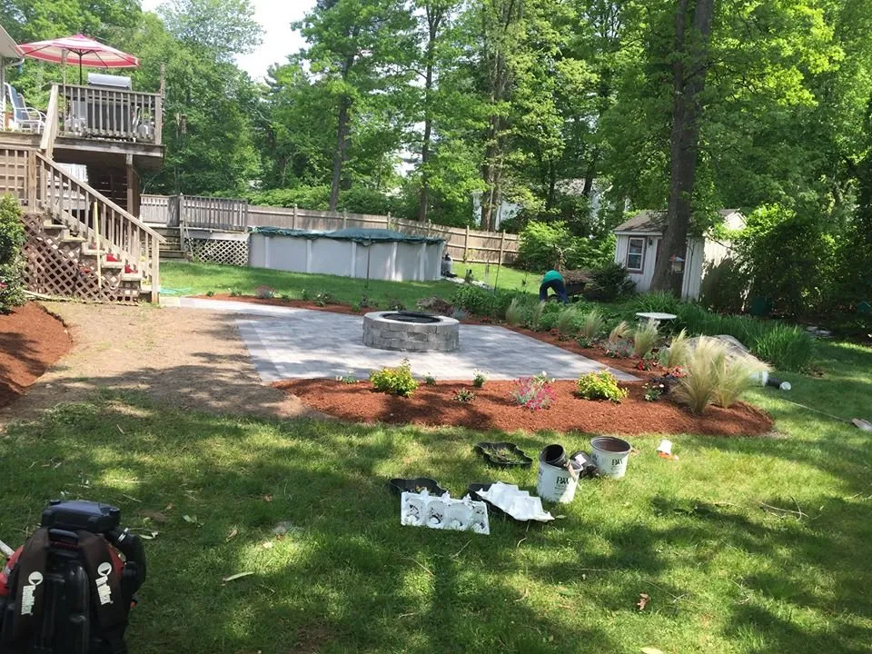 Reliable yard maintenance in Framingham, MA - Nalon & Son Landscaping and Cleaning Services