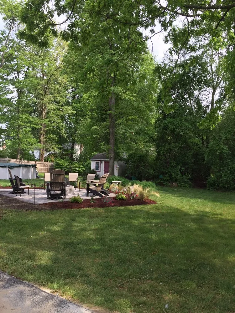Local yard maintenance in Framingham, MA - Nalon & Son Landscaping and Cleaning Services