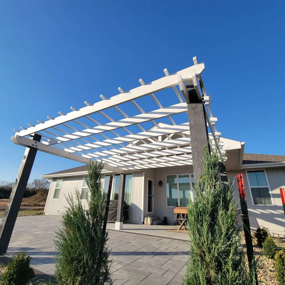 Professional landscaping services near you across Topeka, KS - Naly's Lawn & Landscape