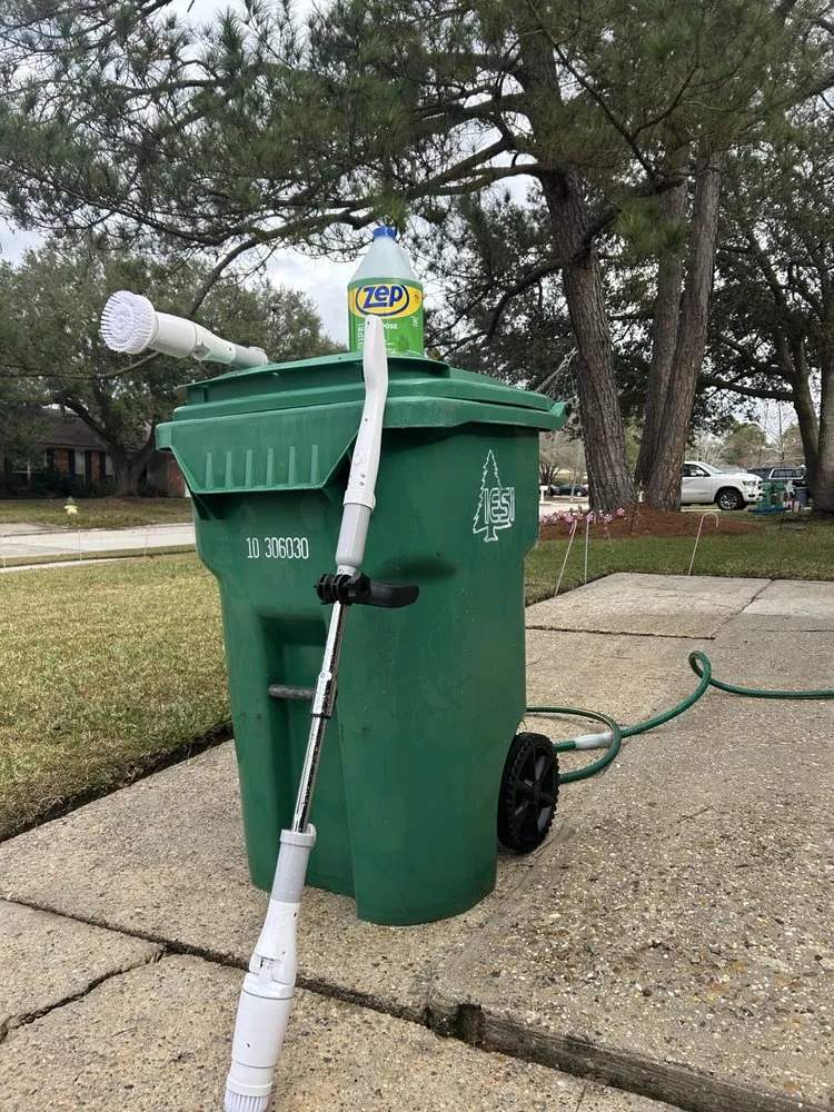 Expert outdoor landscaping for year-round maintenance across Slidell, LA - Names With J’s Cleaning Services