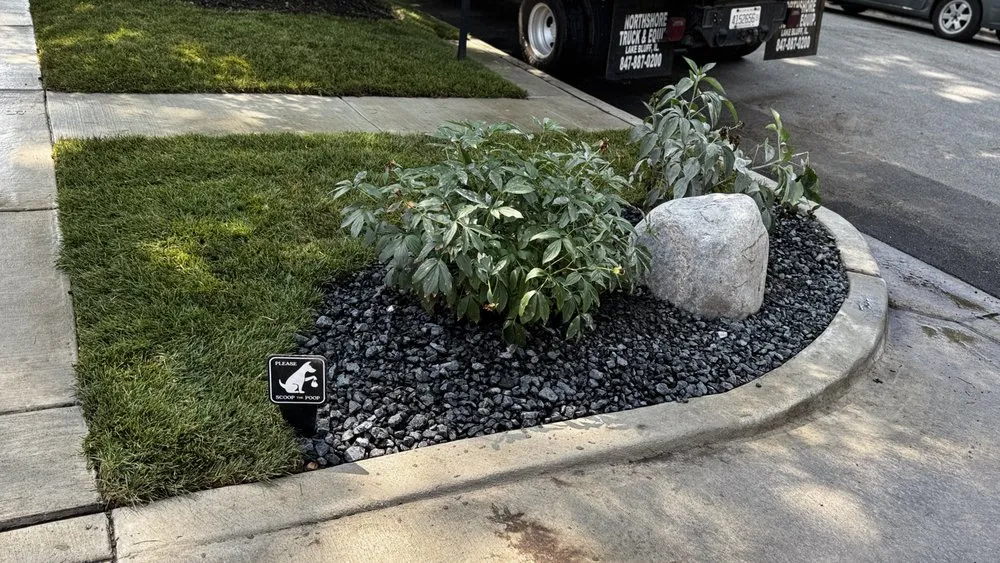 Top-rated garden landscaping in Chicago, IL by NAN Outdoor Innovations