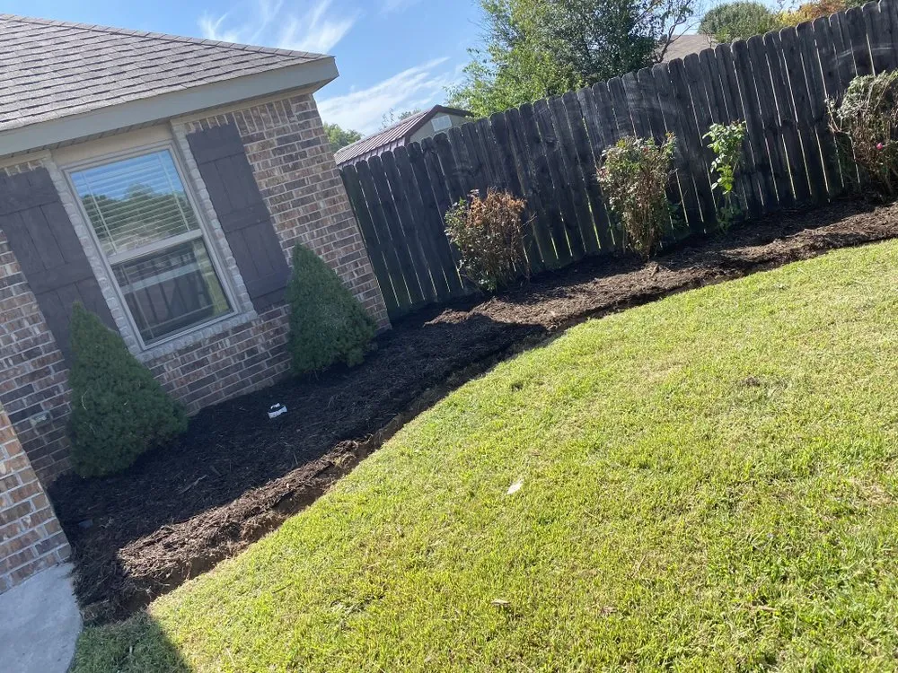 Expert yard cleanup service in Bethel Heights, AR - Nanos Lawncare