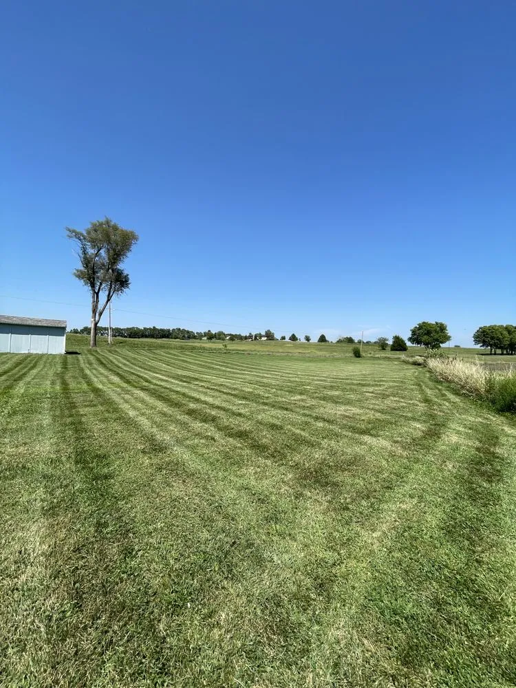 Reliable garden landscaping in Saint Joseph, MO by Nans Lawn Care